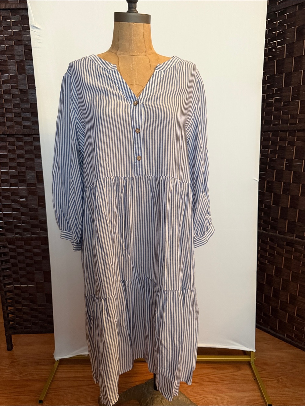 Blue and White Striped 3/4 Sleeve Tiered Dress lightweight beach vacation 10 L